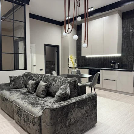 Геометрия | Лаконичная квартира в историческом центре