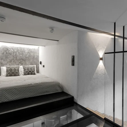 Поток | Двухуровневая студия для троих